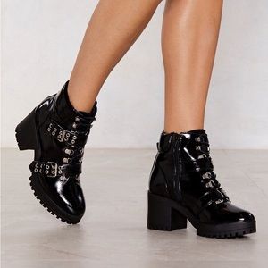 NASTY GAL Eyelet Will Survive Chunky Boot - US Size 7